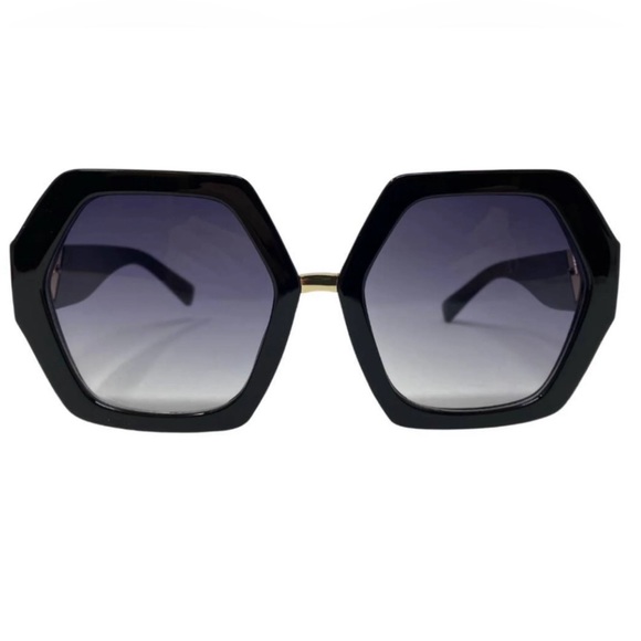 youzy Accessories - YOUZY HEXY SUNGLASSES NWT